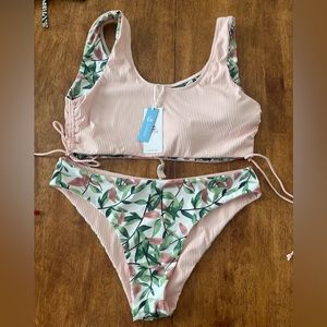 Cupshe bikini pink and leaf print - reversible sz xxl